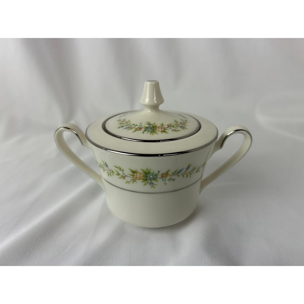 Noritake Christina 7056 Ivory China Lidded Sugar Bowl Floral Silver Trim